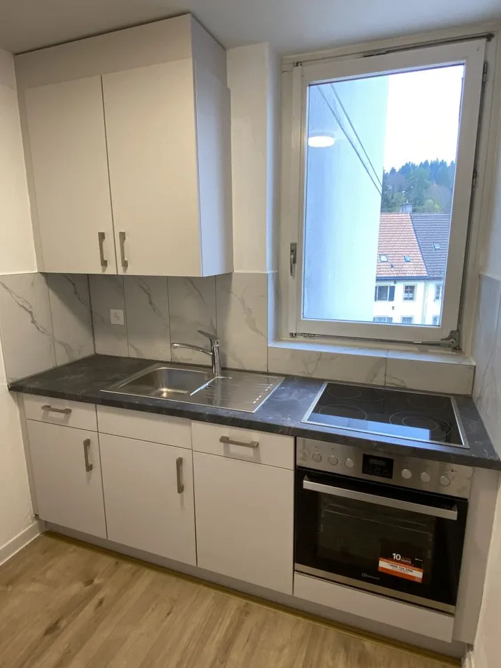 Charmant appartement 2 pièces avec balcon au Locle