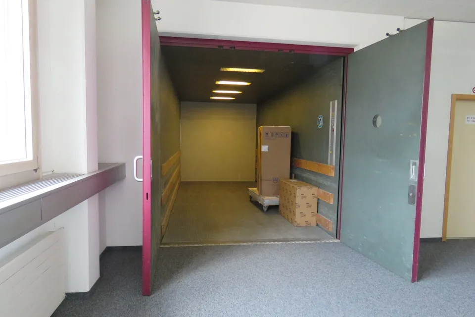 Büro- Gewerbeflächen 2. Obergeschoss