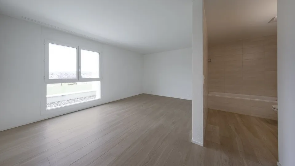 GROSSZÜGIGE UND MODERNE 2.5 ZIMMER-WOHNUNG IN REINACH AG