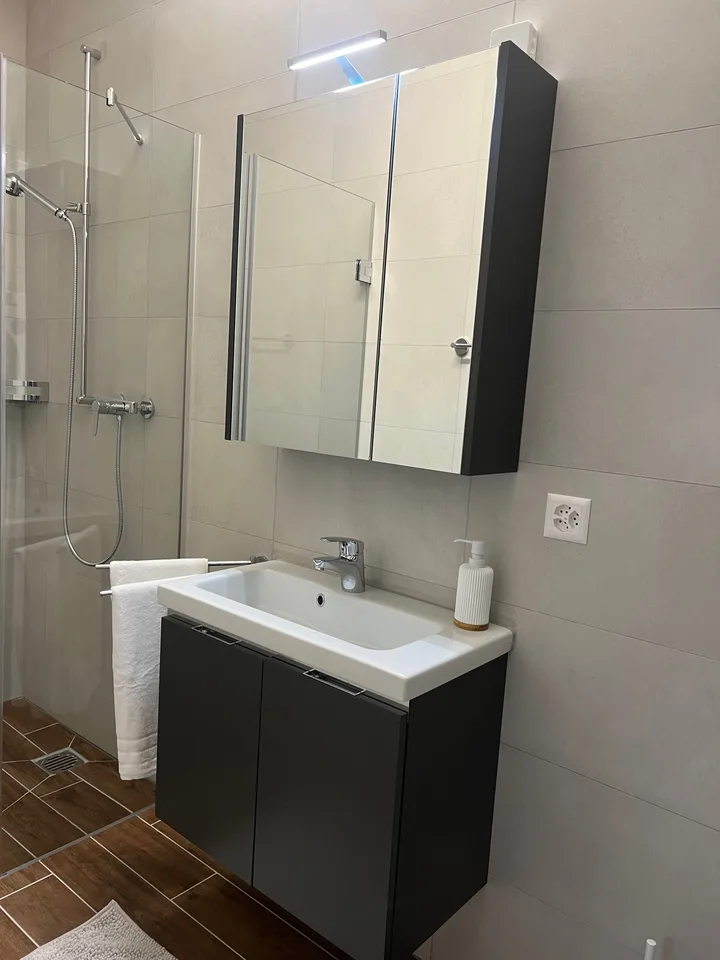 Appartement meublé avec piscine et fitness