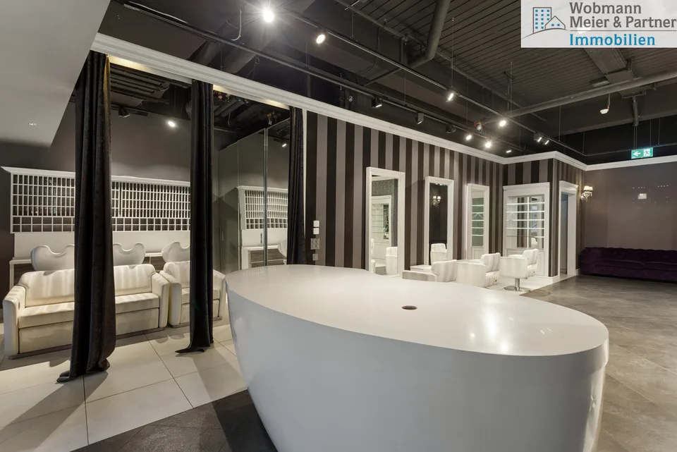 Salone di bellezza attraente, ampliato (74 m²) all'interno di Volketswil