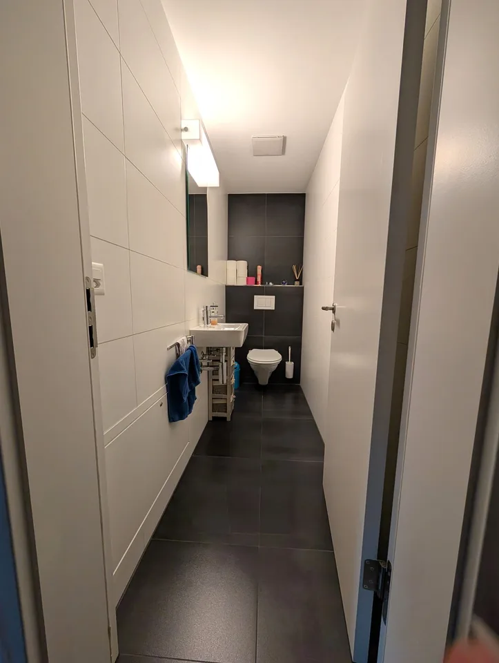 Appartement moderne 3.5 pièces avec balcon à Erlach