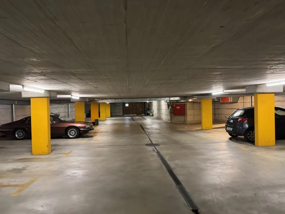 Einstellplatz zu vermieten