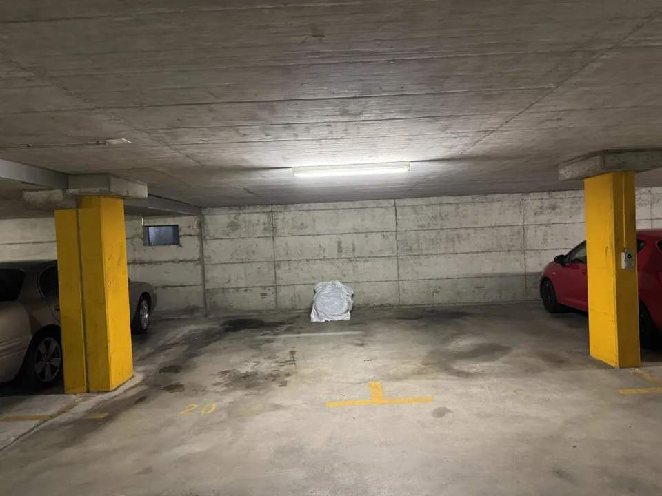 Einstellplatz zu vermieten