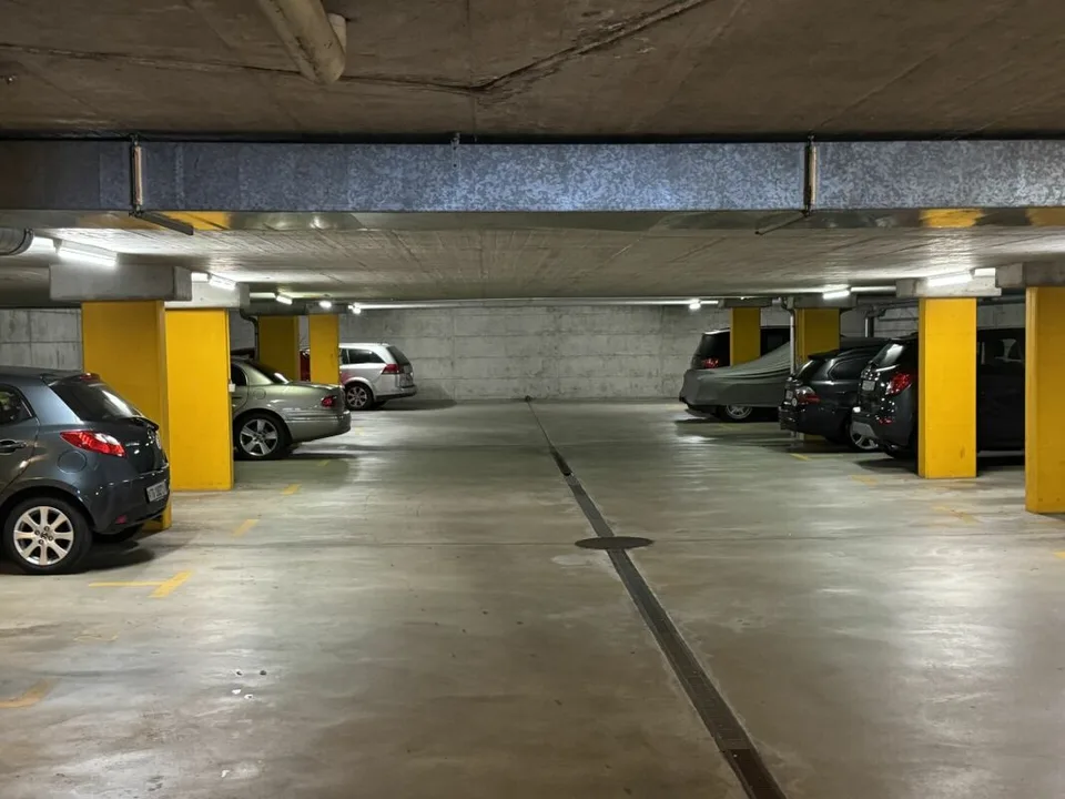 Einstellplatz zu vermieten