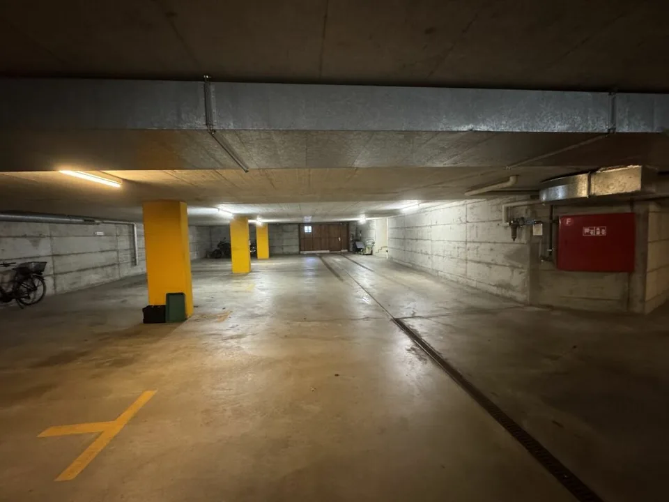 Einstellplatz zu vermieten