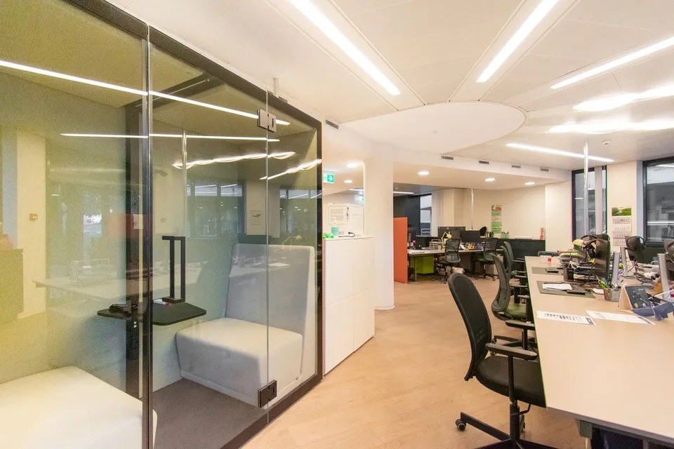 Modernes Büro in strategischer Lage in Lugano – Foto 6 von 9