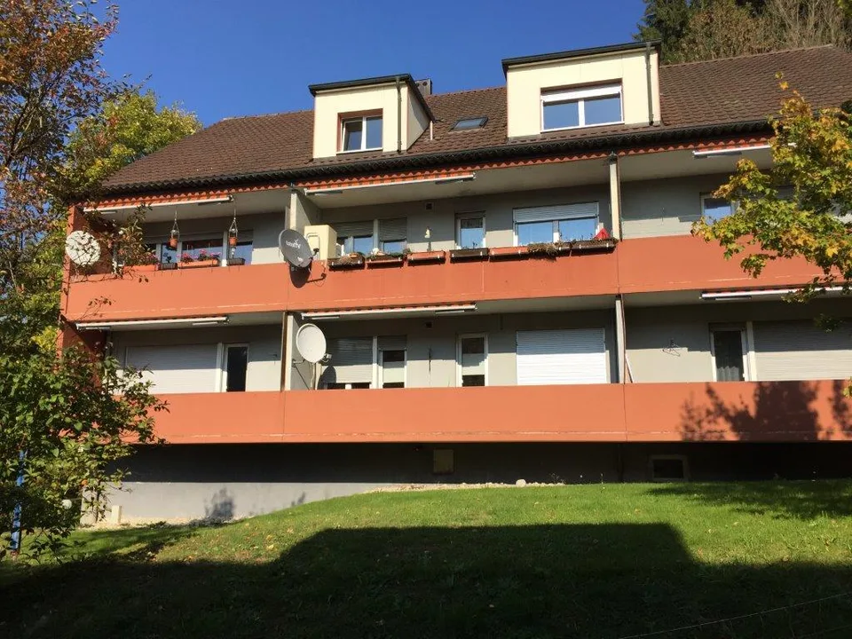 moderne 3-Zimmerwohnung, 1. Stock links