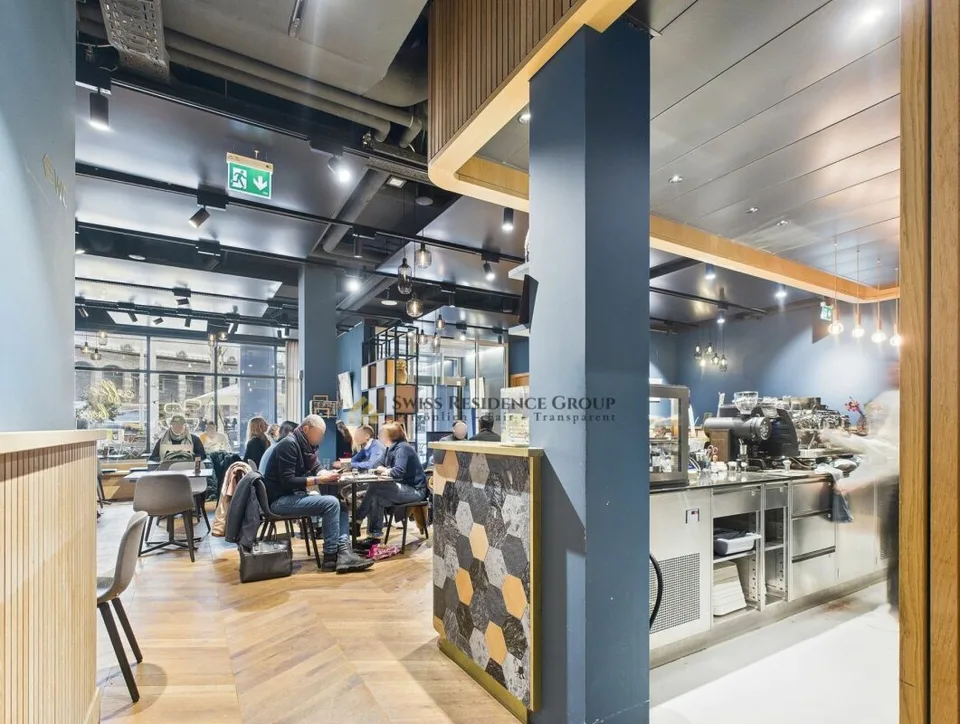 Bureau haut de gamme en centre-ville avec concept de coworking réfléchi – photo 13 sur 20