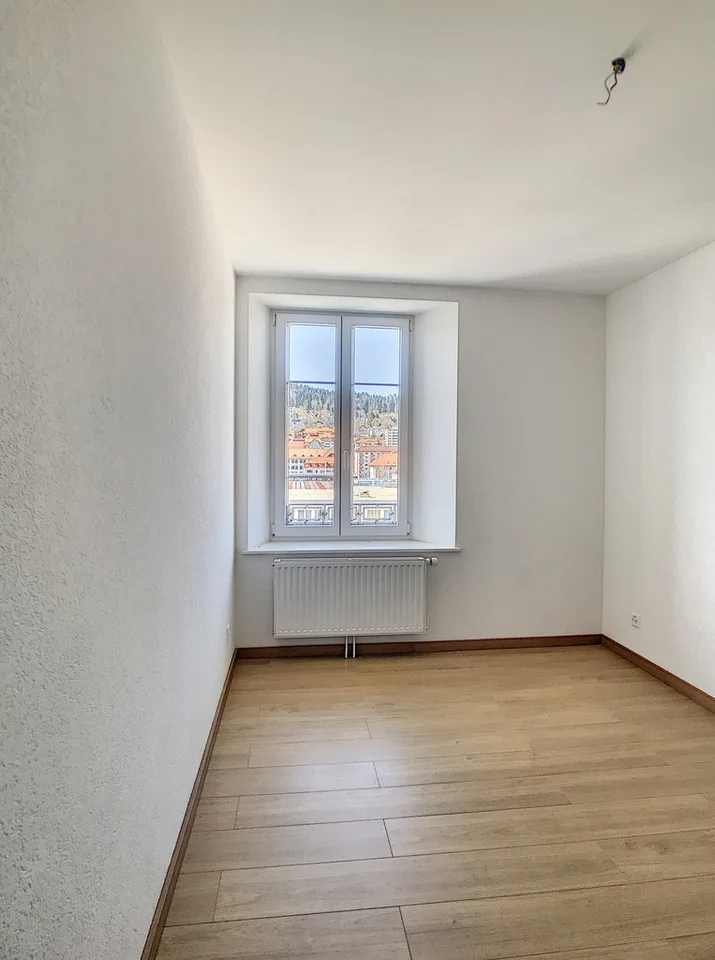 3.5 Zimmer Wohnung in La Chaux-de-Fonds – Foto 6 von 9
