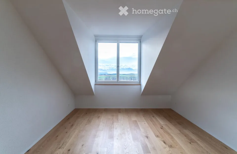 4.5-room attic apartment in Gerzensee with a far-reaching view