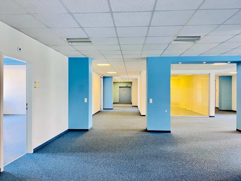 Ausgebaut und sofort verfügbar - Expansion möglich