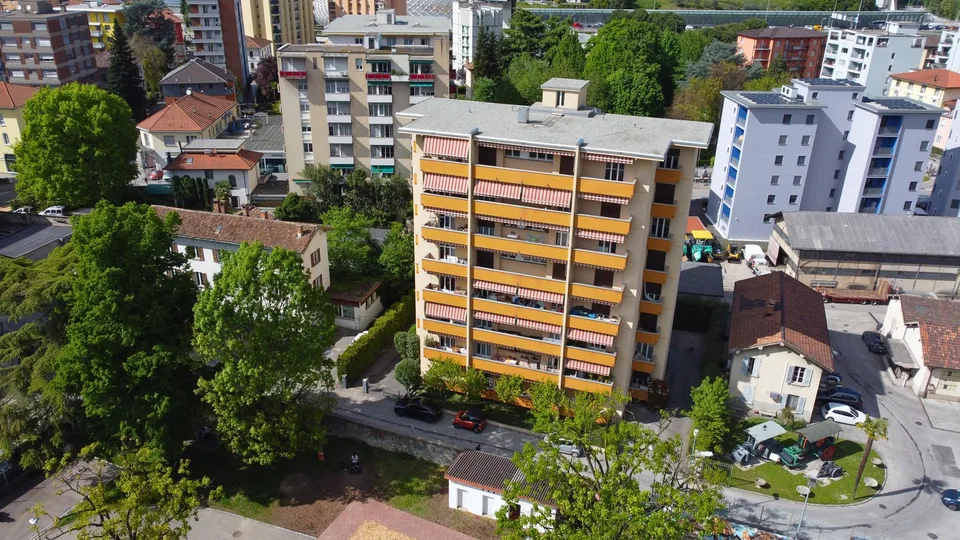 Affittasi luminoso 3.5 in centro Chiasso, in posizione strategica e ben servita