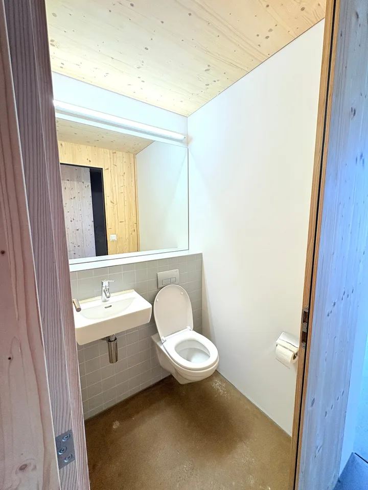 Véritable loft d'angle original (126m2) dans un emplacement surélevé près de Berne – photo 6 sur 17