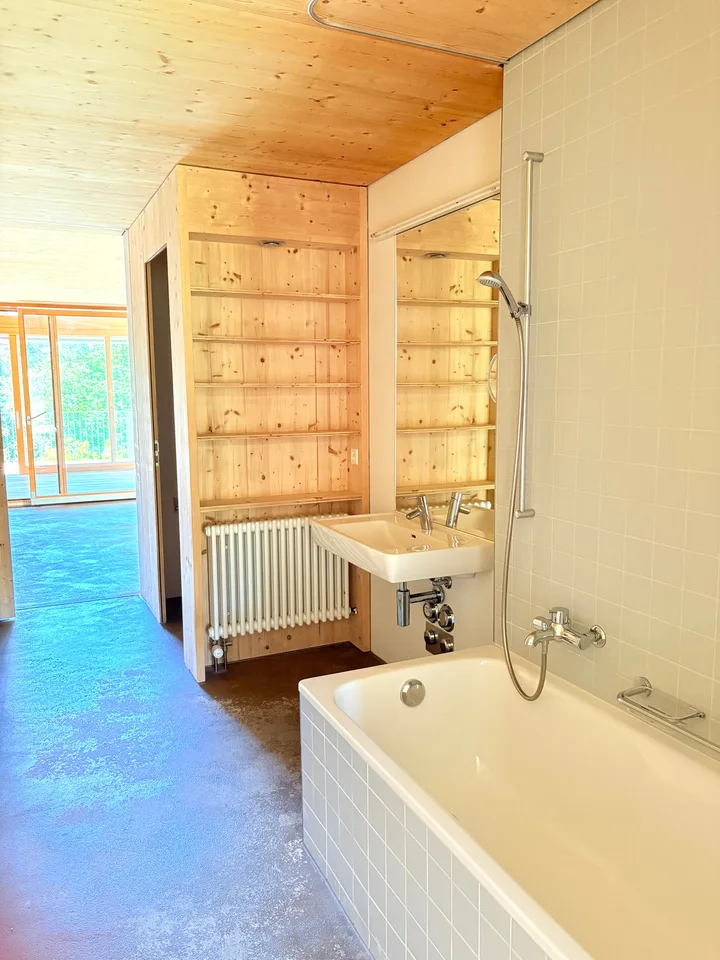 Véritable loft d'angle original (126m2) dans un emplacement surélevé près de Berne – photo 8 sur 17