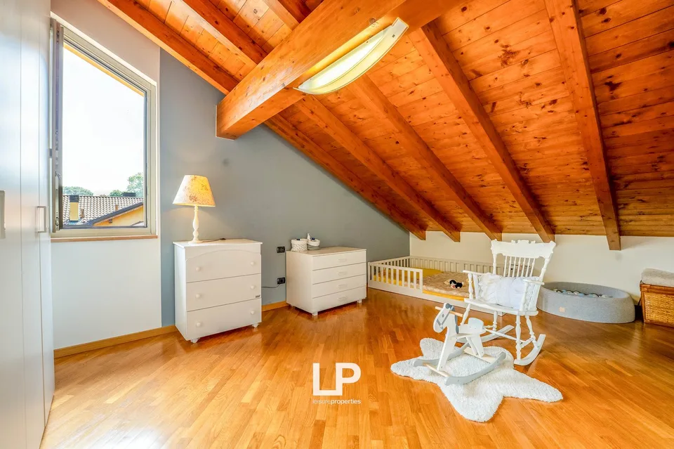 Wohnung Ranco – Foto 25 von 28
