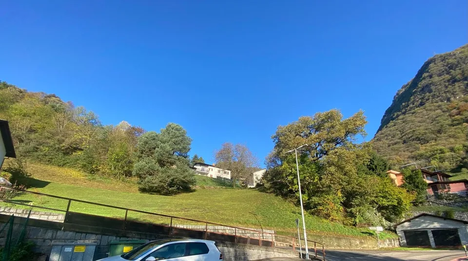 Baugrundstück mit Panoramablick in Arogno – Foto 6 von 6