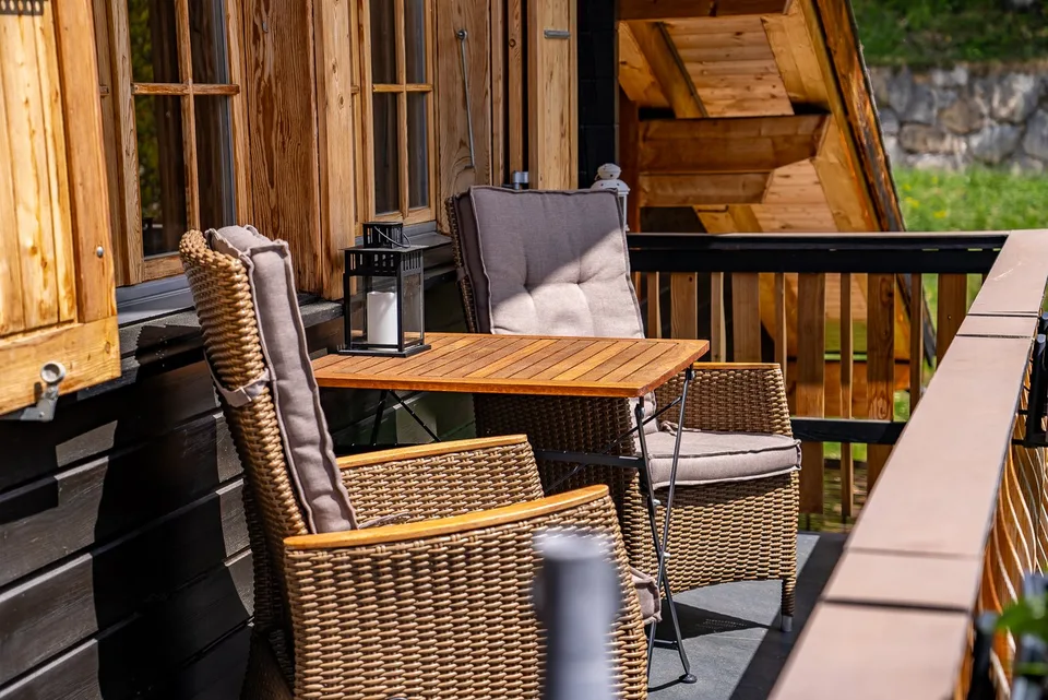 Hochwertig renoviertes Chalet mit Wellnessbereich, Weisshornblick und etabliertem Vermietungskonzept – Foto 17 von 30