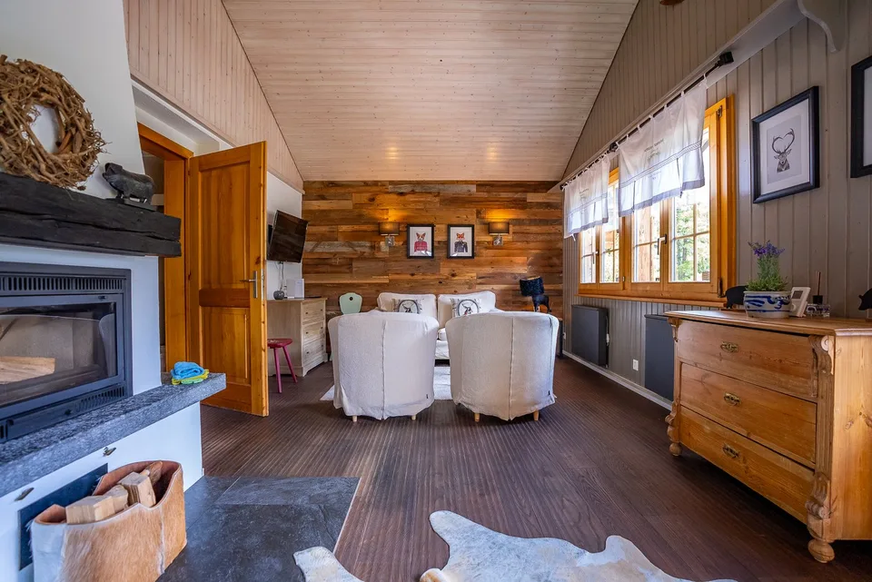 Hochwertig renoviertes Chalet mit Wellnessbereich, Weisshornblick und etabliertem Vermietungskonzept – Foto 25 von 30
