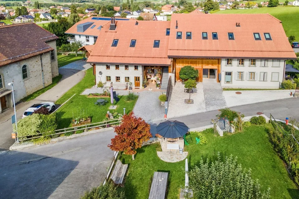 Charakter und Authentizität! Wunderschöne renovierte Farm mit 2 Wohnungen