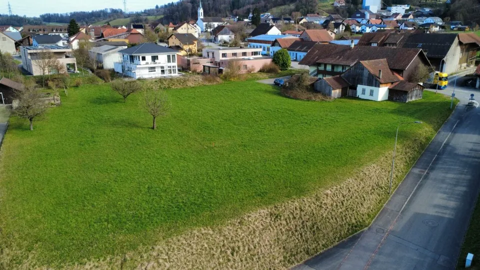 Investoren aufgepasst: Bauland mit MFH und Potenzial