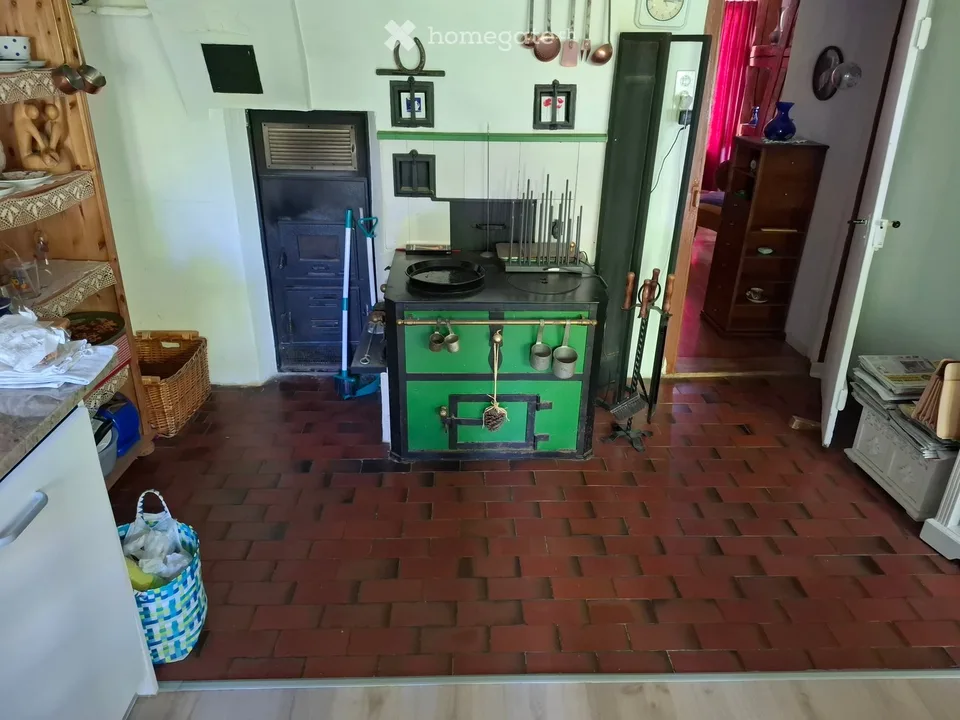 Maison individuelle (objet de prédilection) dans un endroit calme, terrain 710m2