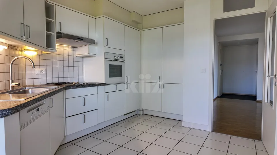 Charmantes Wohnung mit zwei Balkonen