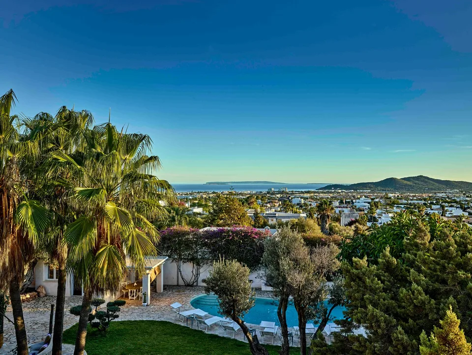 Villa di lusso con piscina a Ibiza