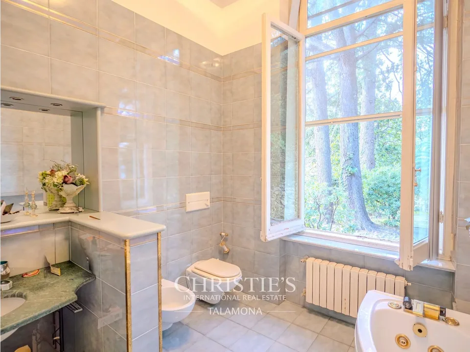 Elegante Residenz in Historischer Villa mit Park, Pool und Meerblick ? Genua – Foto 9 von 13