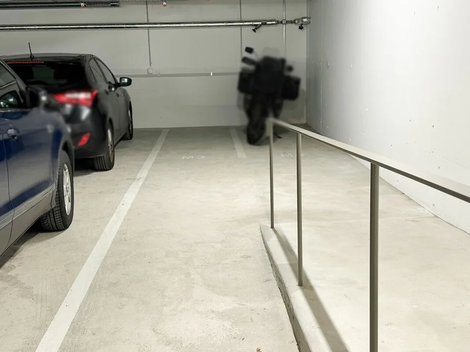 In Neubau in Reinach - Motorradeinstellplatz zu verkaufen