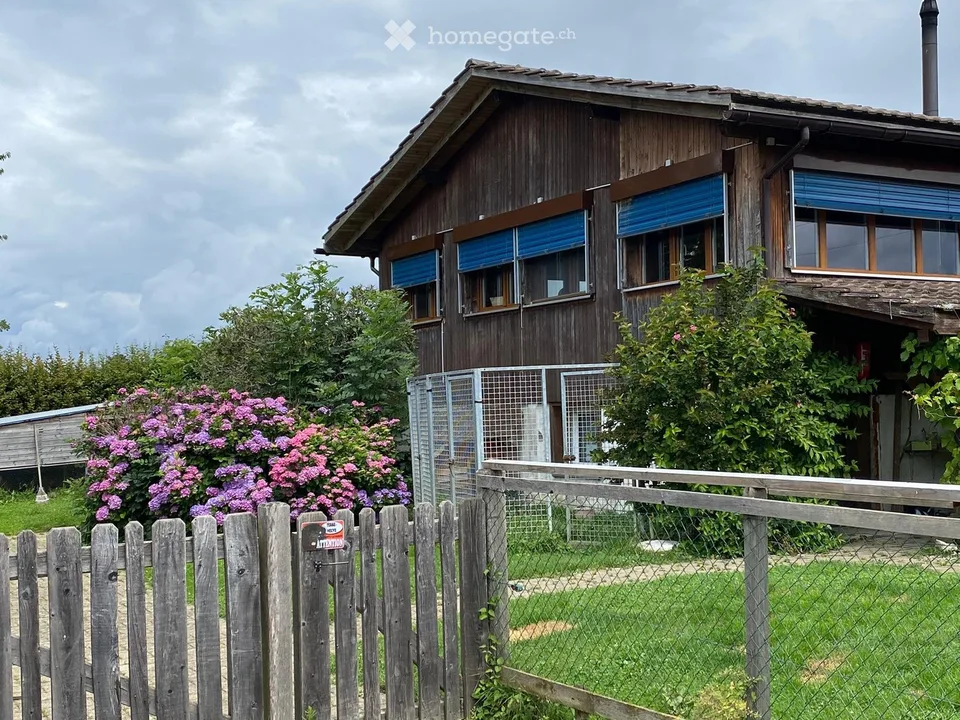 Chalet rénové pour résidence principale