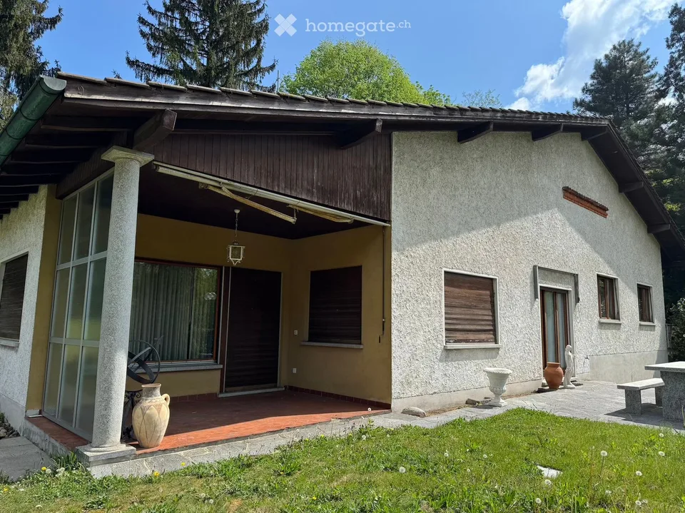 Casa unifamiliare con giardino a TRESA - Purasca, Ticino
