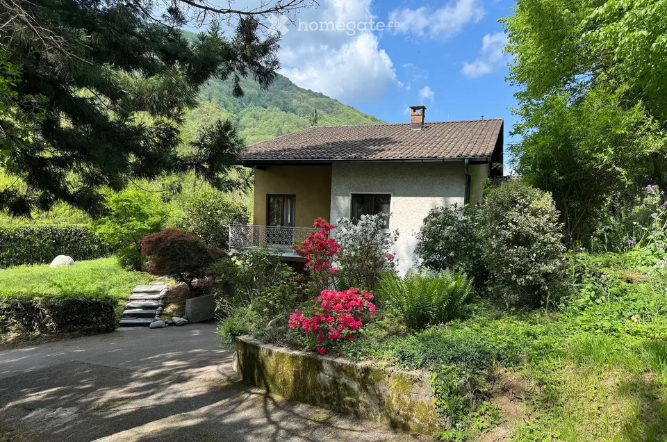 Casa unifamiliare con giardino a TRESA - Purasca, Ticino
