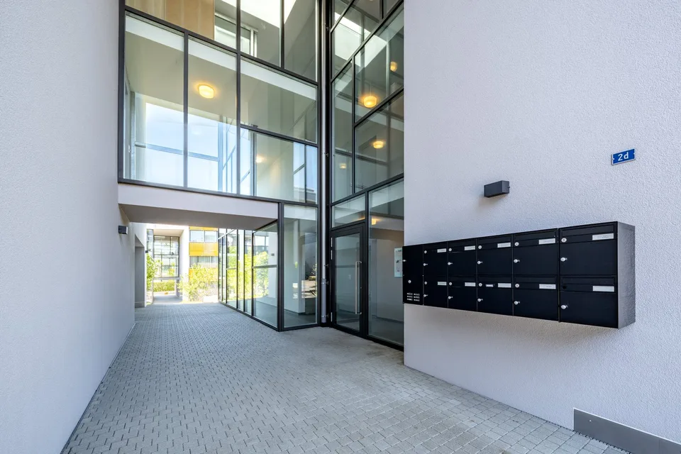 Appartamento 4.5 locali moderno a Oberrohrdorf – Di prima classe, tranquillo e disponibile immediatamente