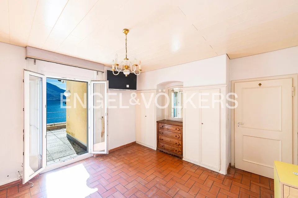 Casa con potenziale & terreno privato sul lago (34) – foto 11 di 13