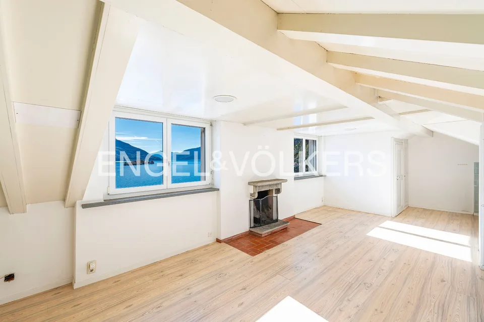 Casa con potenziale & terreno privato sul lago (34) – foto 10 di 13
