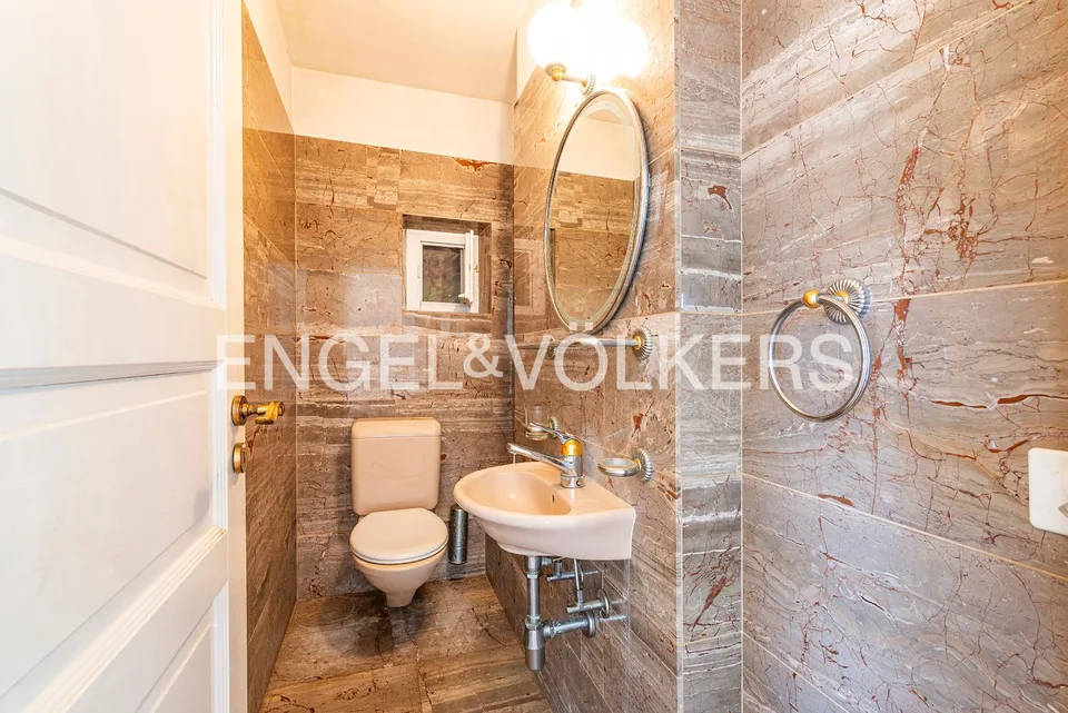Casa con potenziale & terreno privato sul lago (34) – foto 13 di 13