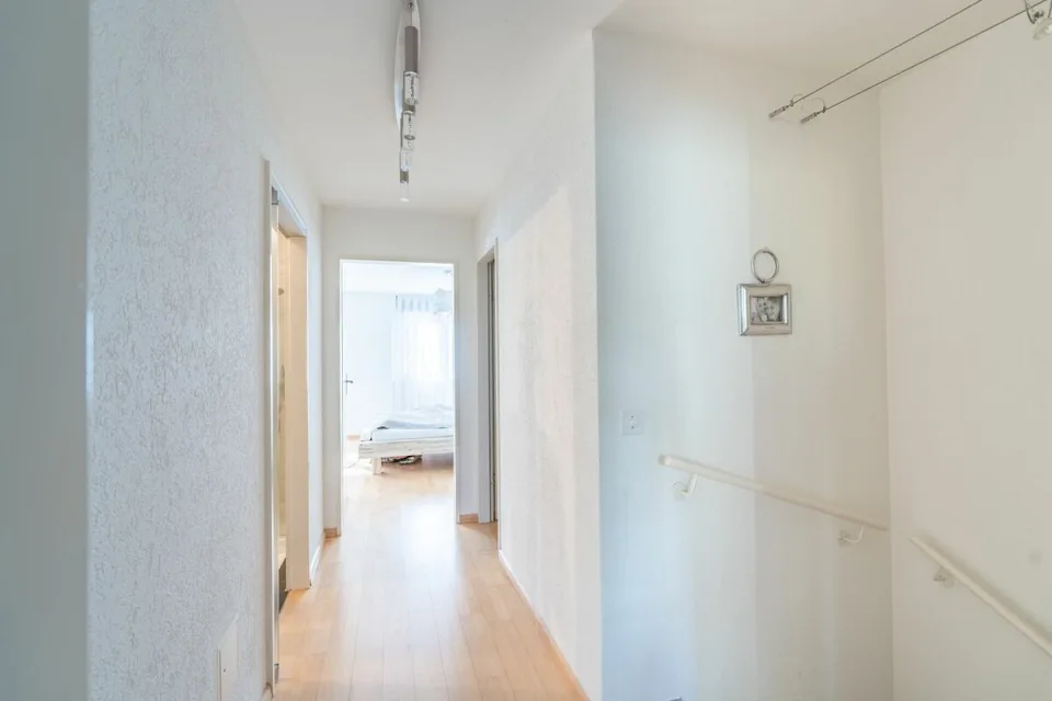 Ihr neues Zuhause an der Birsig - stilvoll wohnen auf drei Etagen – Foto 7 von 13