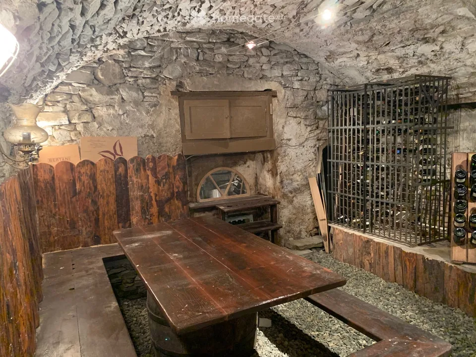 Maison tessinoise typique 3.5 - noyau de Solduno 440'000
