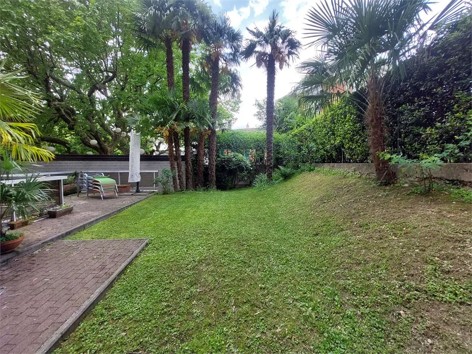 Massagno, appartement de 4.5 pièces avec jardin privé – photo 18 sur 18