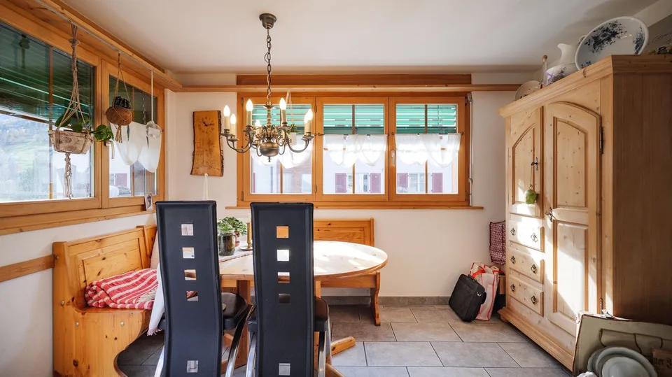 Gemütliches 6.5-Zimmer-Haus mit Einliegerwohnung in Ilanz/Glion