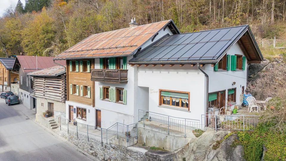 Gemütliches 6.5-Zimmer-Haus mit Einliegerwohnung in Ilanz/Glion