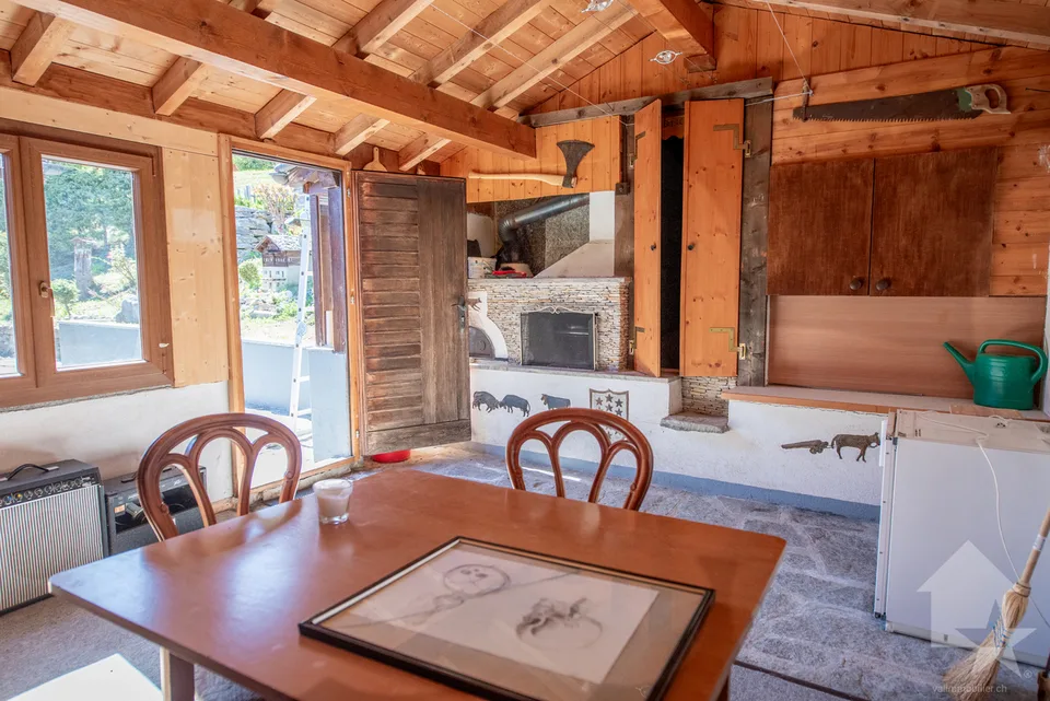 Charmant chalet de 2 appartements + dépendance, belle situation – Foto 12 von 13