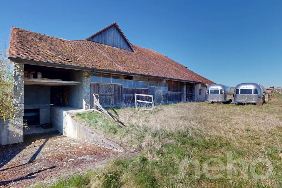 Magnifique ferme historique à transformer fort potentiel