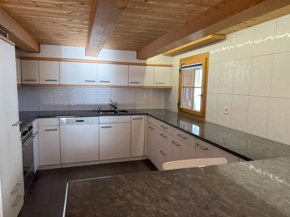 Residential and commercial building in a central location – photo 12 of 30