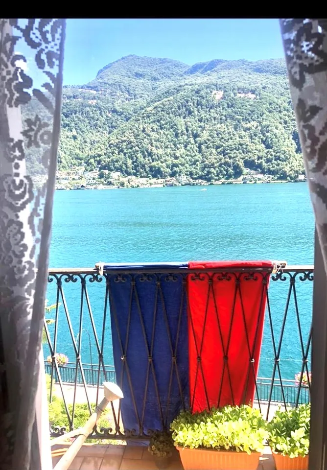 MORCOTE EIGENTUM AM SEE IN ERSTER LINIE | PRIME LAGE AM LUGANERSEE