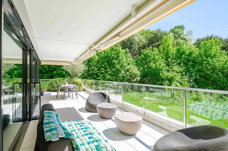 En exclusivité ! Superbe 5 pièces avec terrasse dans une résidence de haut standing
