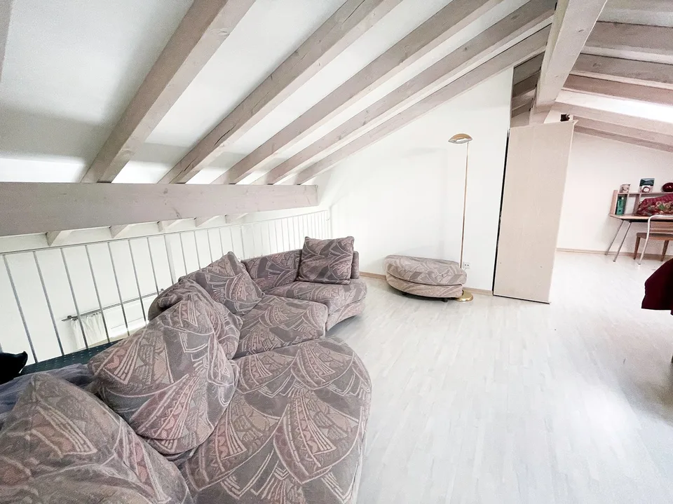Grande appartamento 6.5 locali, Duplex con terrazza e parcheggio – Foto 14 von 22