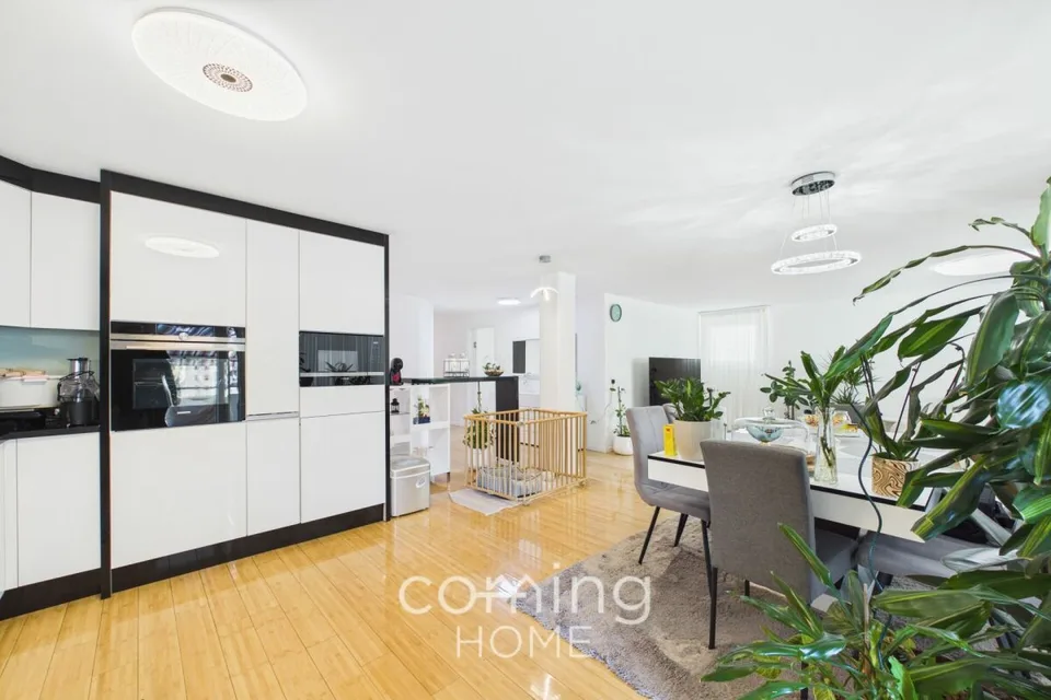 Comme neuf, spacieux et avec vue panoramique sur les montagnes - Appartement de 5,5 pièces à Viège