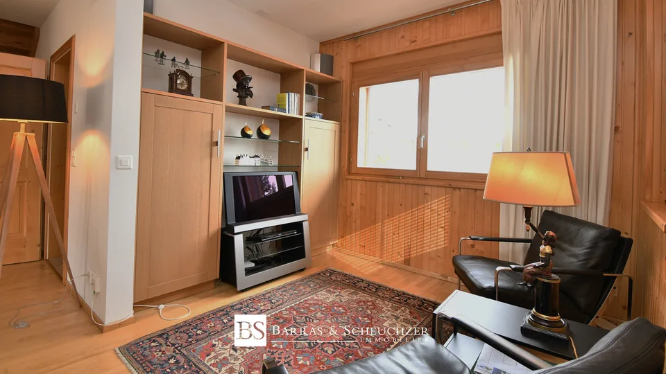 Chalet mit unabhängigem Studio, 2 Garagen und Aussicht – Foto 6 von 13